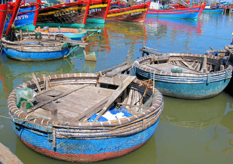 The Wooden Work Boats of Indochina